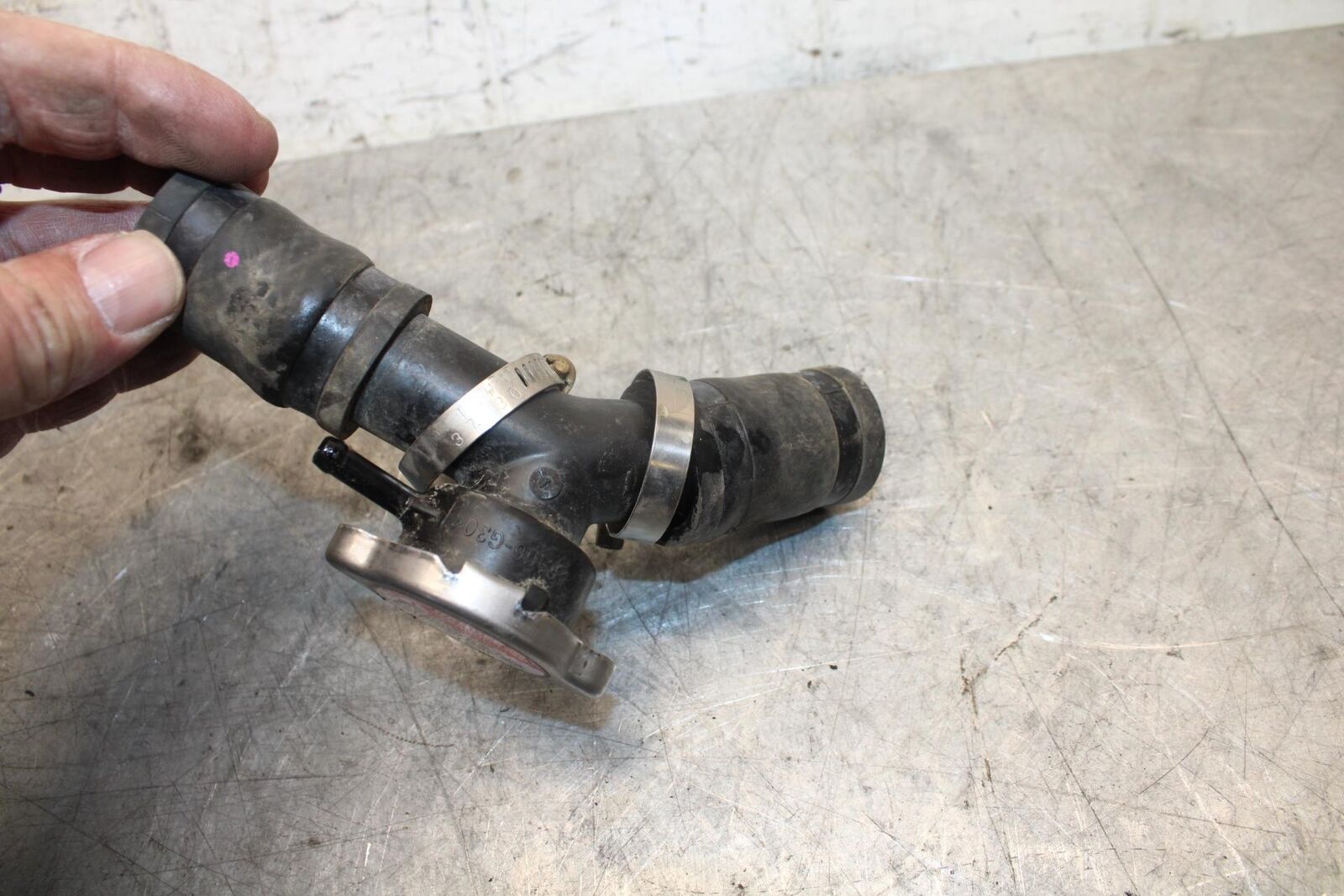 2009 Honda CBR600RR RADIATOR CAP 19037-GEE-710 BB536