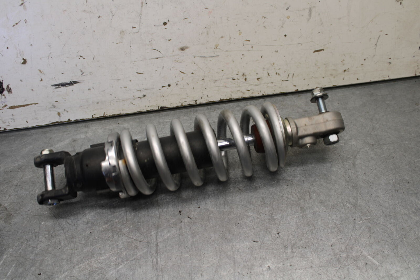 16-21 YAMAHA XSR900 REAR BACK SHOCK ABSORBER SUSPENSION BB664