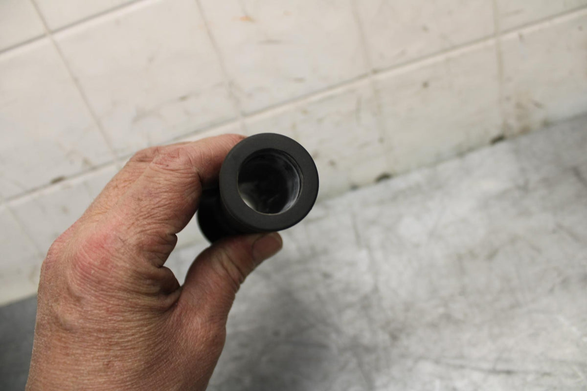 21 HUSQVARNA VITPILEN 401 RIGHT THROTTLE GRIP BB467