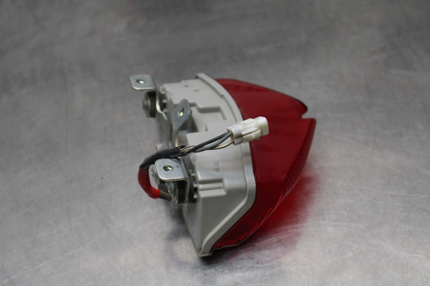 11-22 SUZUKI GSXR 600  REAR TAIL TAILLIGHT BACK BRAKE LIGHT BB193