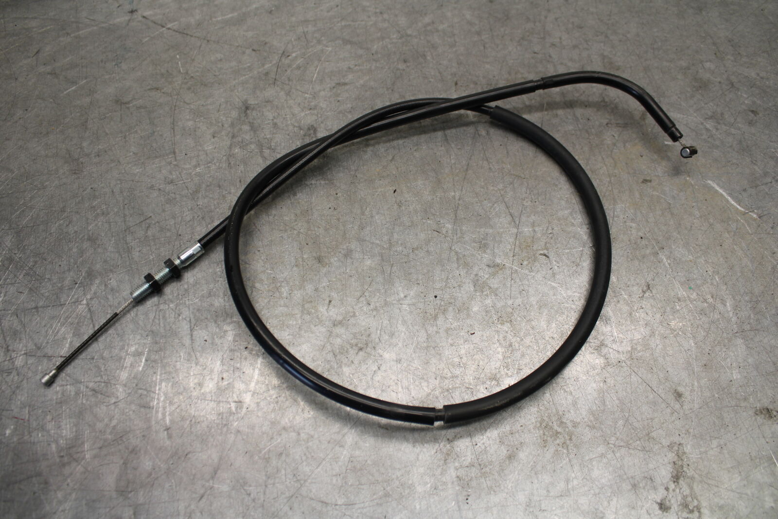22-24 YAMAHA XSR900 CLUTCH CABLE LINE BB683