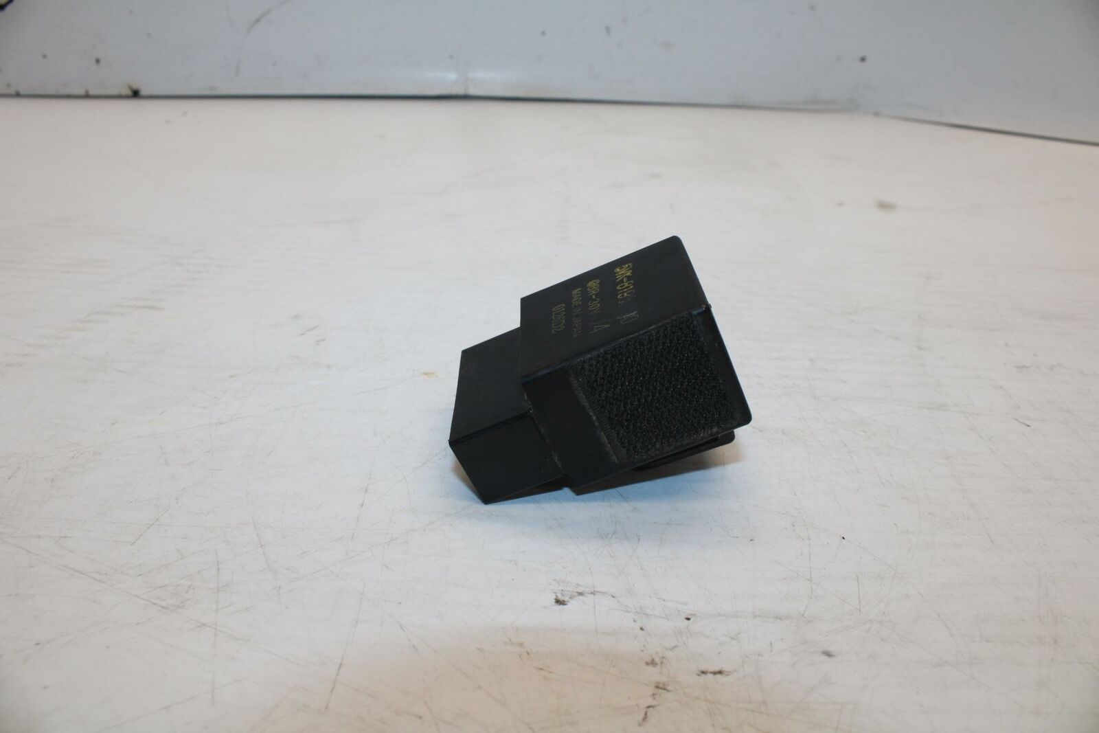06 YAMAHA YZF R1 FUEL PUMP GAS PETROL SENDER UNIT RELAY BB282