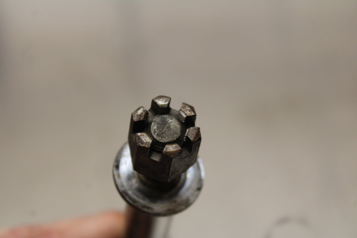 86 SUZUKI GS750ES FRONT WHEEL RIM AXLE PIVOT BOLT BB140