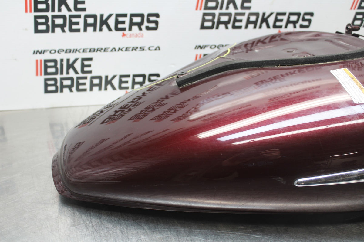 05-06 YAMAHA ROYAL STAR GAS TANK FUEL PETROL RESERVOIR BB697