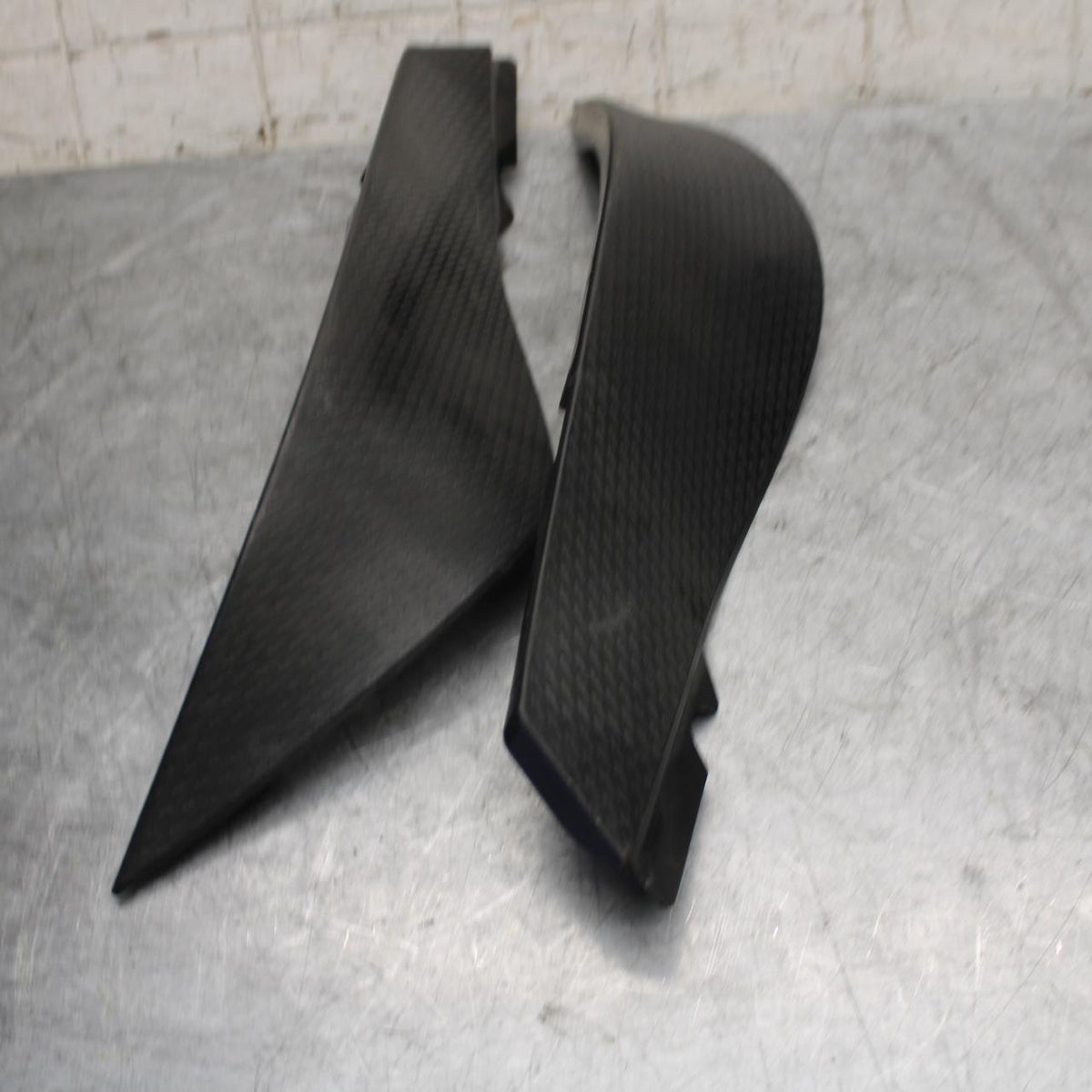 2007 Kawasaki Ninja ZX6R ZX600P RIGHT LEFT GAS FUEL TANK PANELS COVERS  BB47