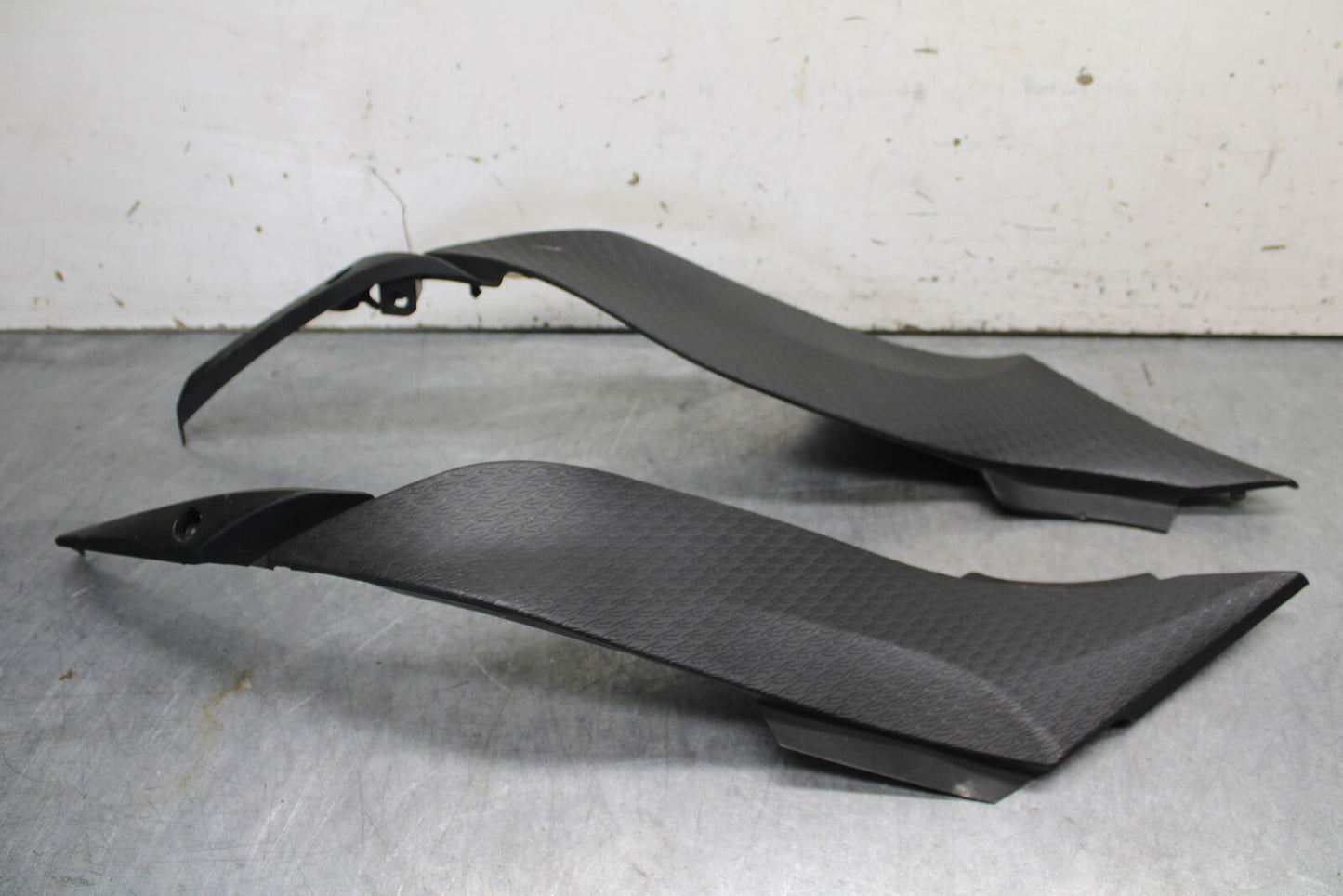 09-12 KAWASAKI NINJA ZX6R RIGHT LEFT TANK PANELS COVERS TRIM SET COWLS BB656