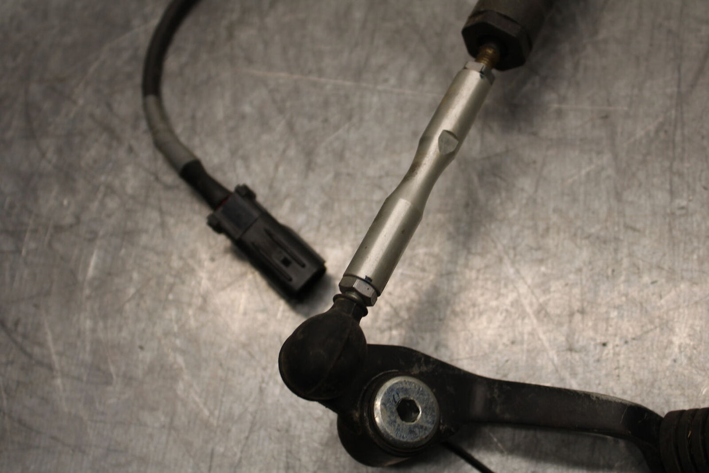 22-24 YAMAHA XSR900 SHIFTER LINKAGE SHIFT LINK PEDAL BB710