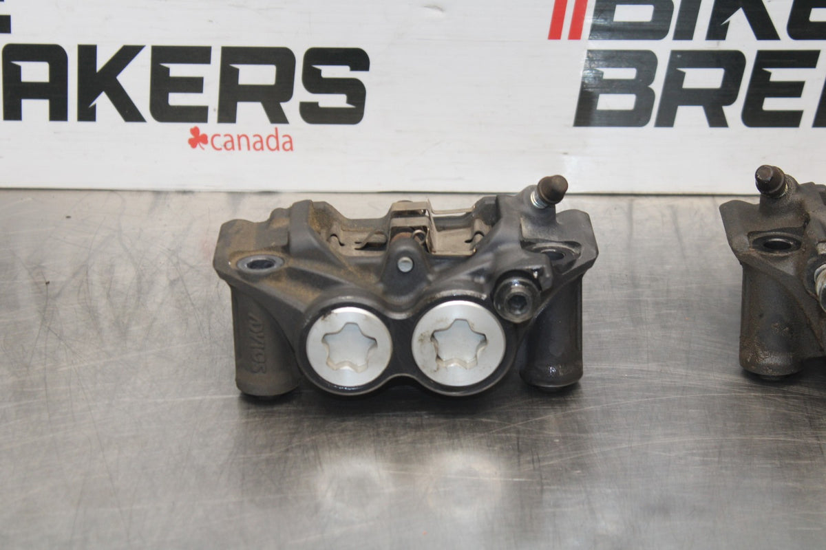 22-25 YAMAHA YZF R7 RIGHT LEFT FRONT BRAKE CALIPER SET PAIR CALIPERS BB850