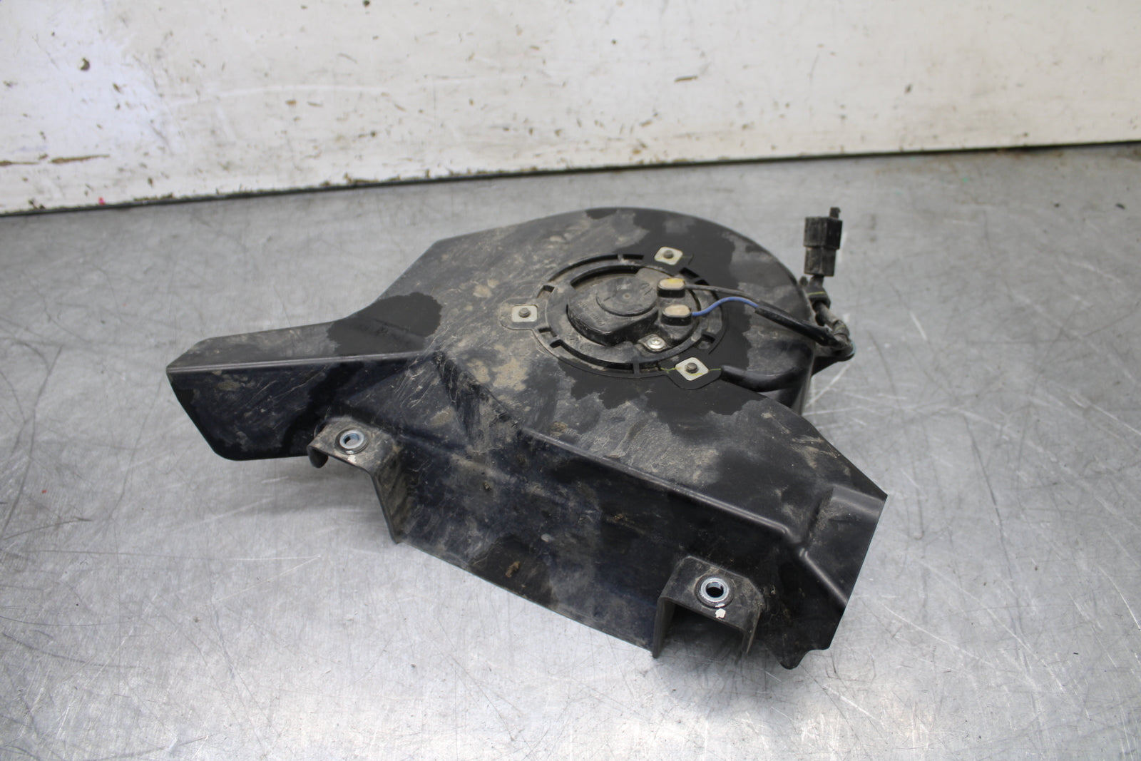 19-22 KAWASAKI Z400 ENGINE RADIATOR COOLING FAN BB708