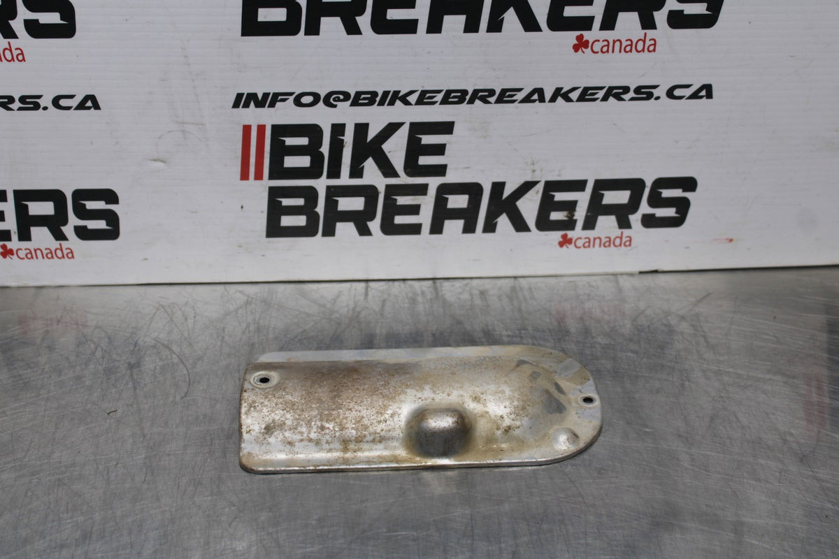 77 SUZUKI GS750 STARTER MOTOR COVER BB779