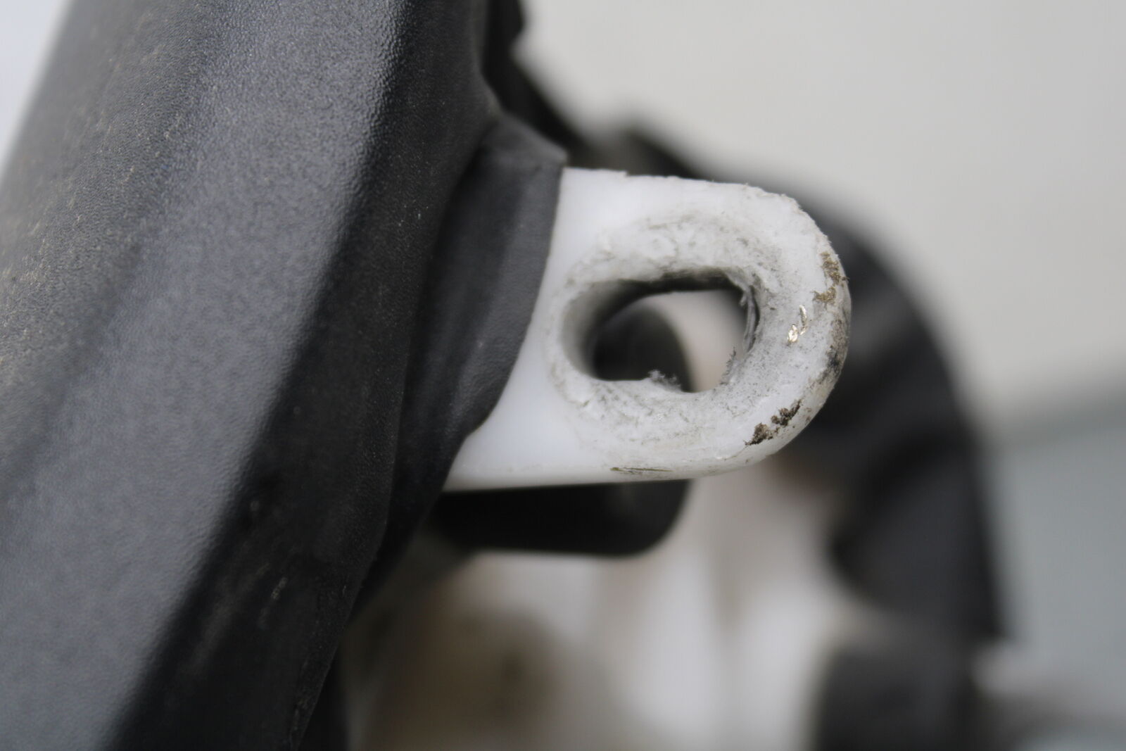 05-06 SUZUKI GSXR1000 FRONT DRIVERS SEAT PAD SADDLE 45100-41G01-6BY BB663