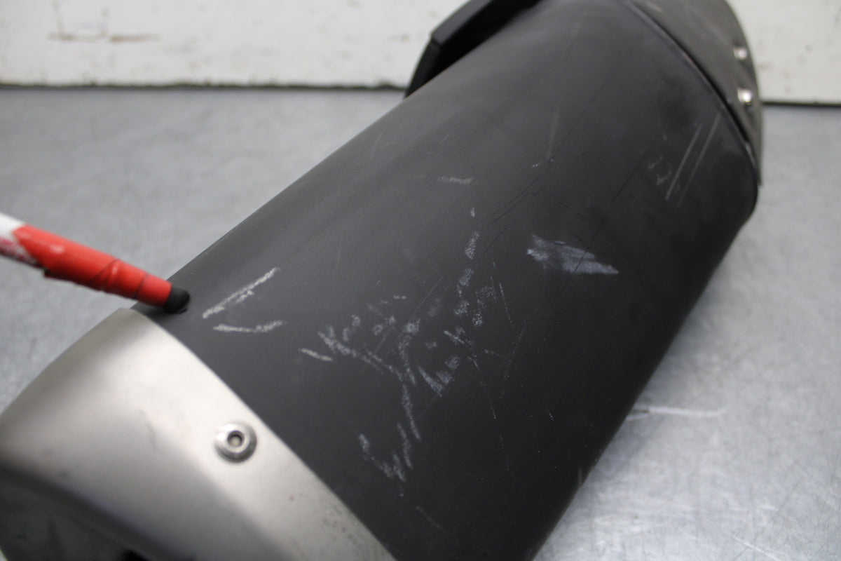 15-17 YAMAHA YZF R3 EXHAUST PIPE MUFFLER SLIP ON CAN SILENCER BB651