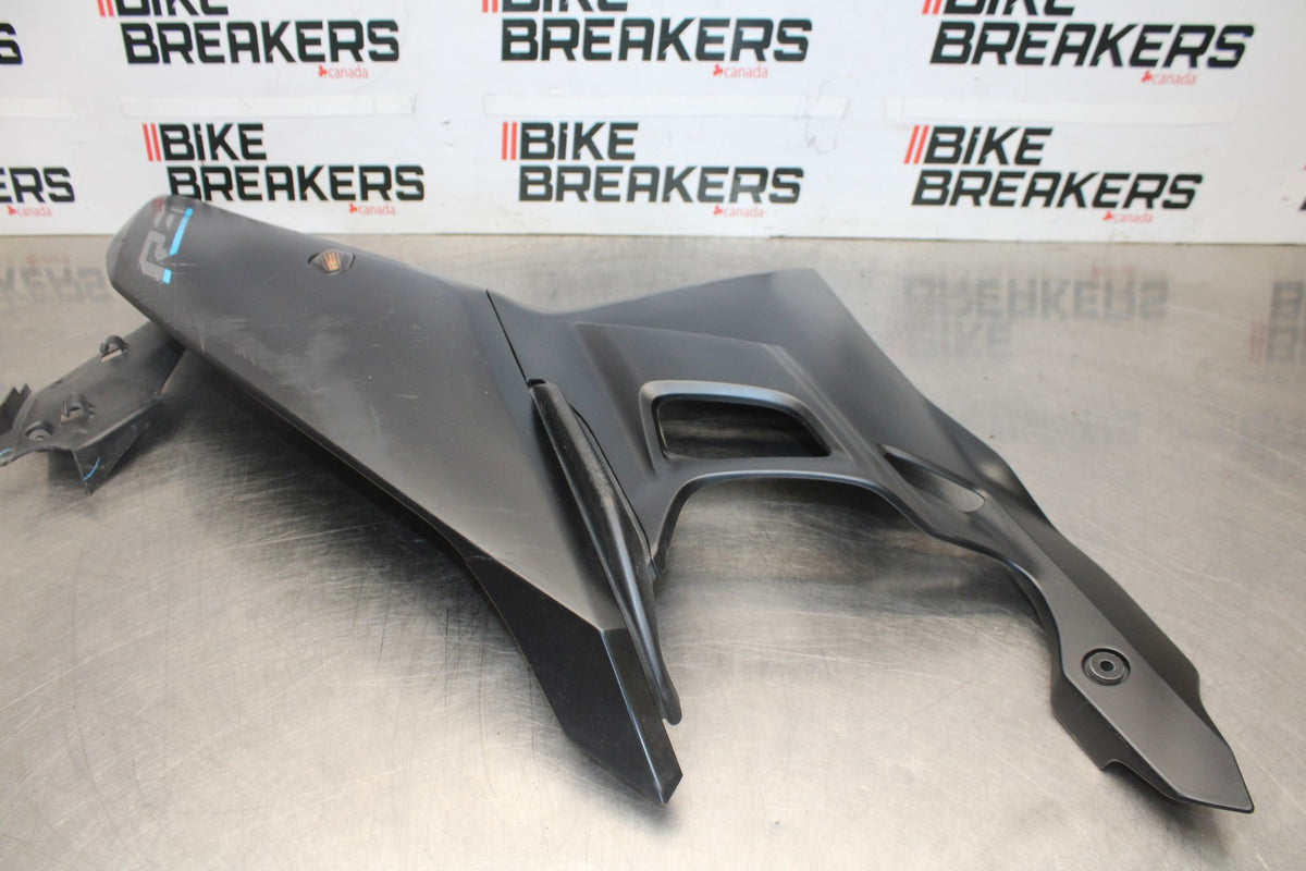 23 YAMAHA YZF R3 RIGHT LOWER MID UPPER SIDE FAIRING COWL  BB003