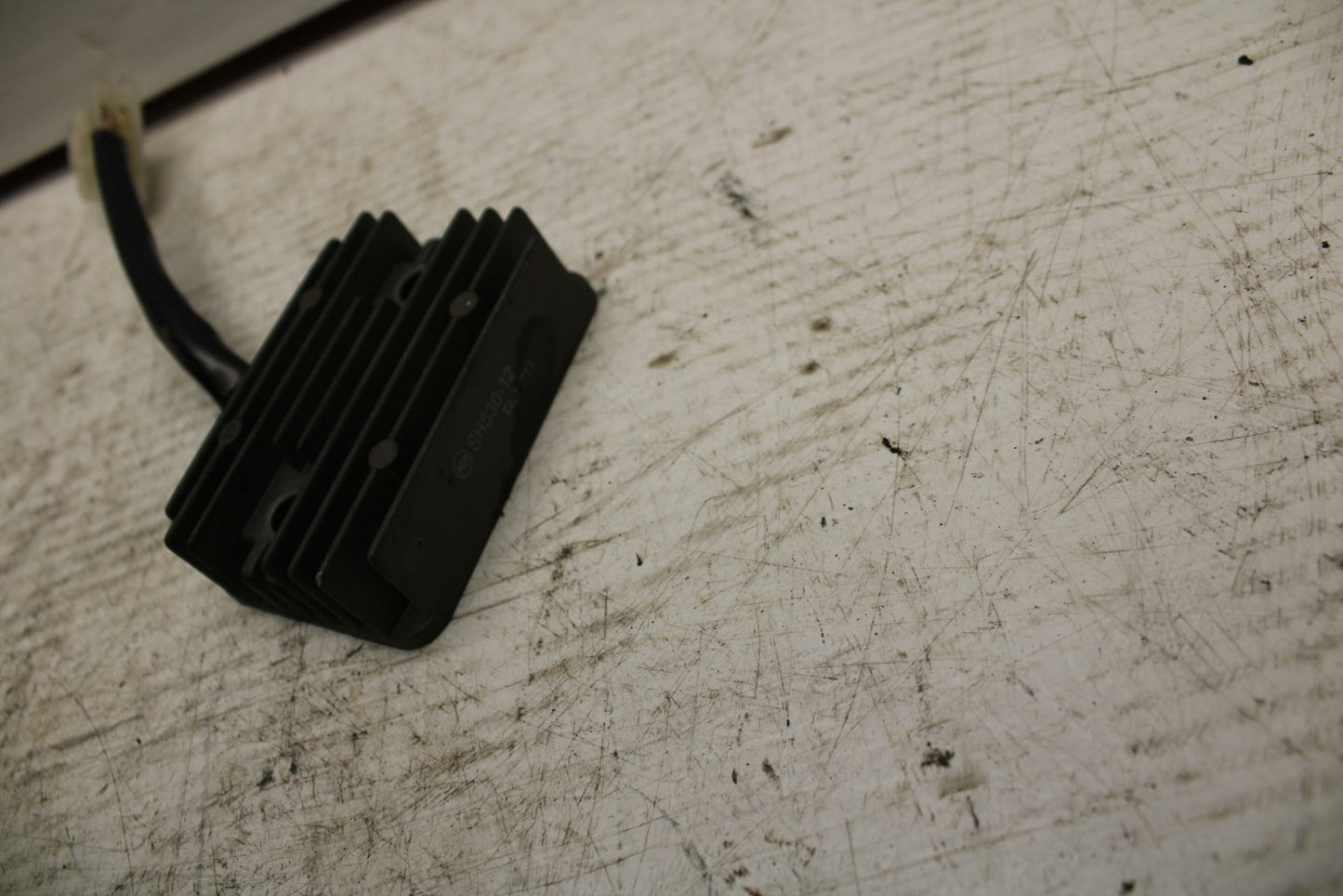 90-07 KAWASAKI ZZR 250 RECTIFIER VOLTAGE REGULATOR BB298