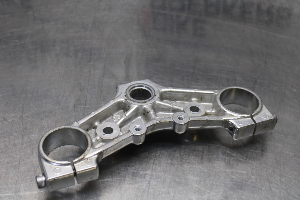 93-07 YAMAHA VMAX 1200 FORKS UPPER TRIPLE TREE CLAMP BB197
