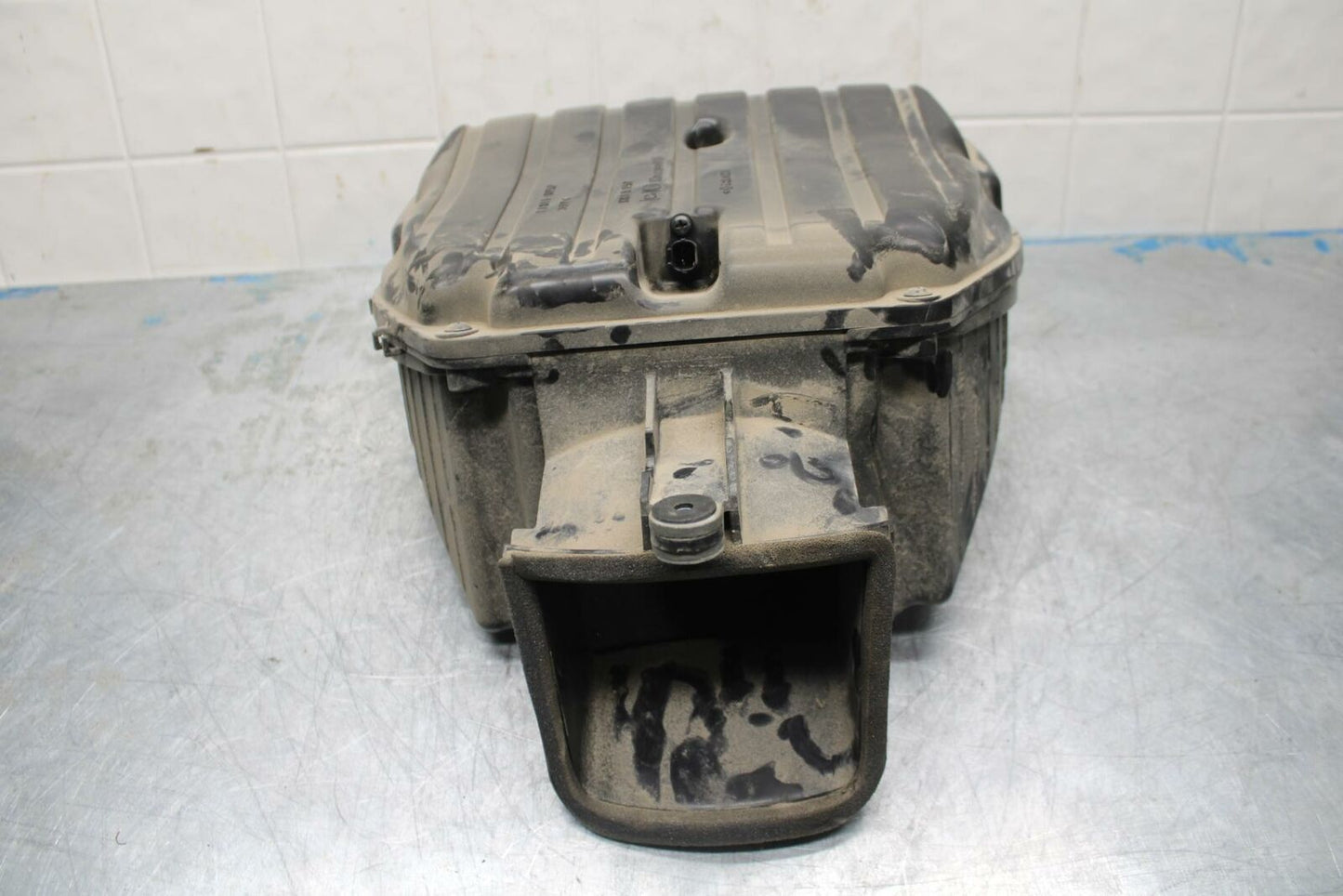 19-20 KAWASAKI NINJA ZX6R AIRBOX AIR INTAKE FILTER BOX BB419