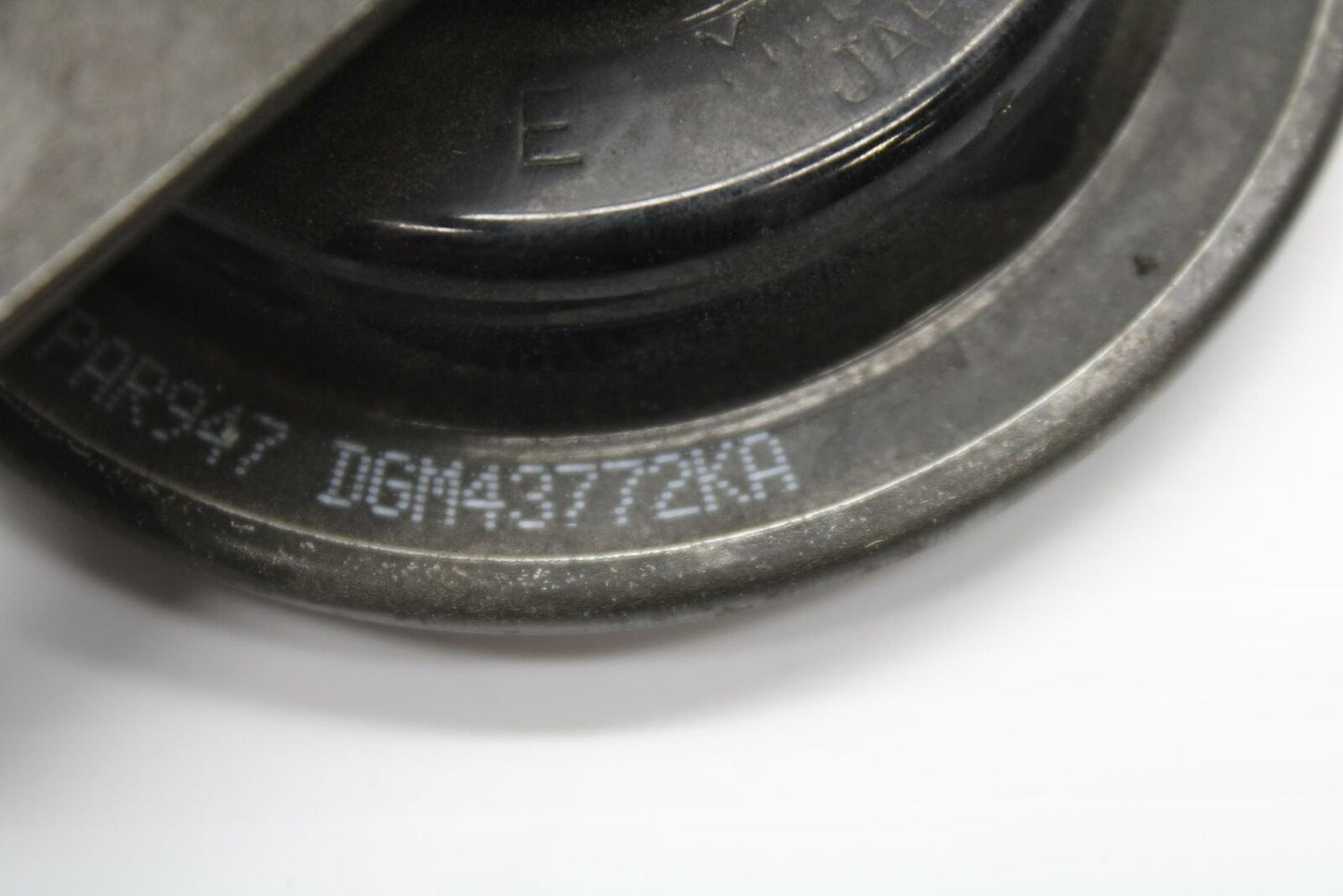 04-05 HONDA CBR1000RR HORN SIGNAL BB242