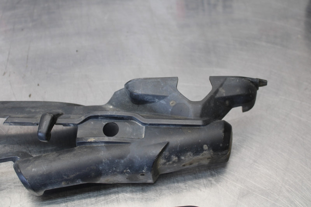 15 TRIUMPH TIGER 800 REAR BACK TAIL FAIRING COWL SHROUD BB873
