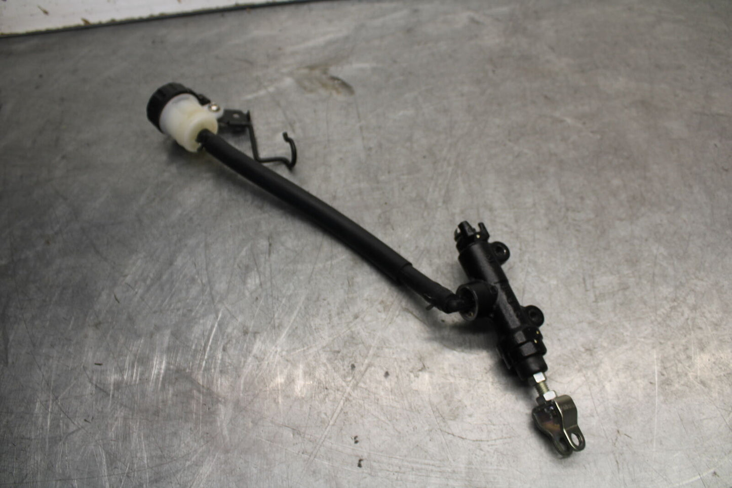 18-23 KAWASAKI NINJA 400 REAR BACK BRAKE MASTER CYLINDER W RESERVOIR BB660