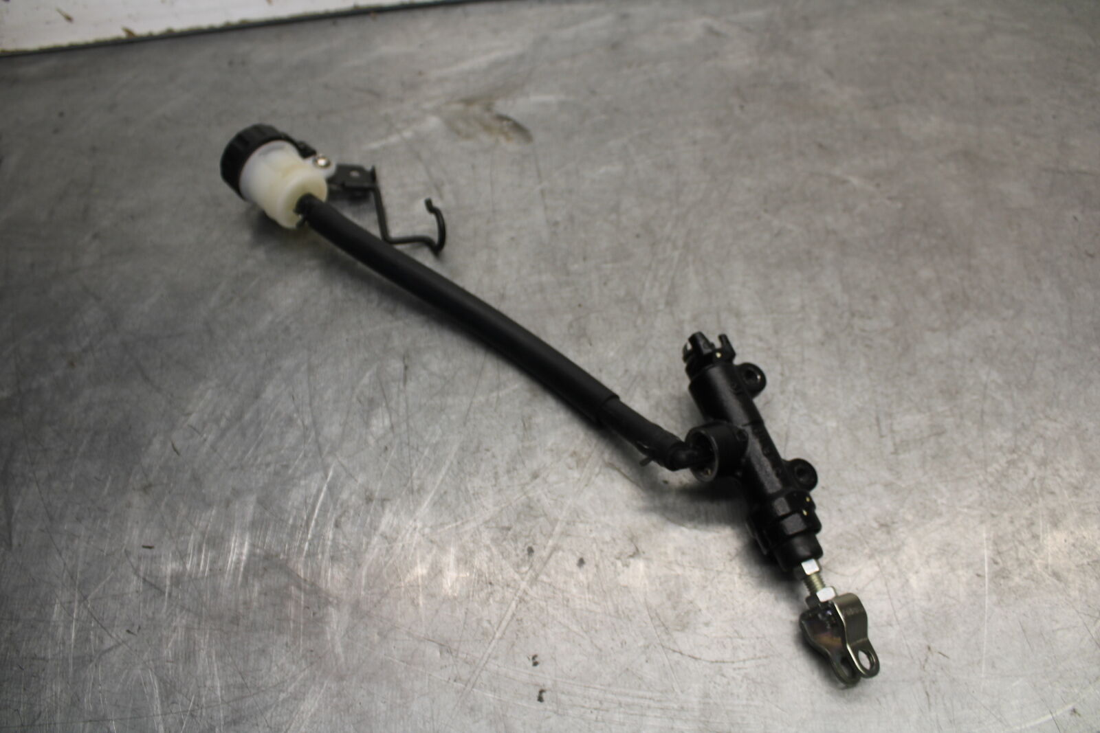 18-23 KAWASAKI NINJA 400 REAR BACK BRAKE MASTER CYLINDER W RESERVOIR BB660