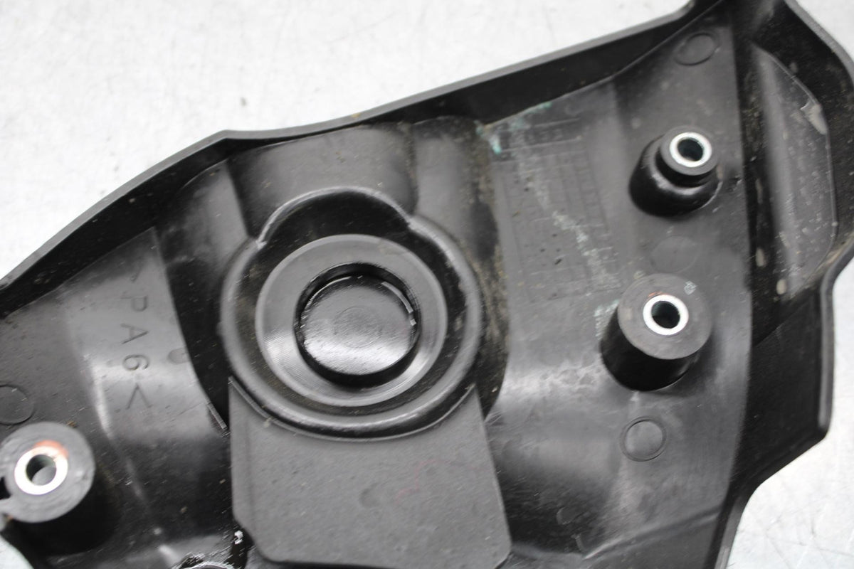 22-23 YAMAHA YZF R7 ENGINE SPROCKET COVER BB583