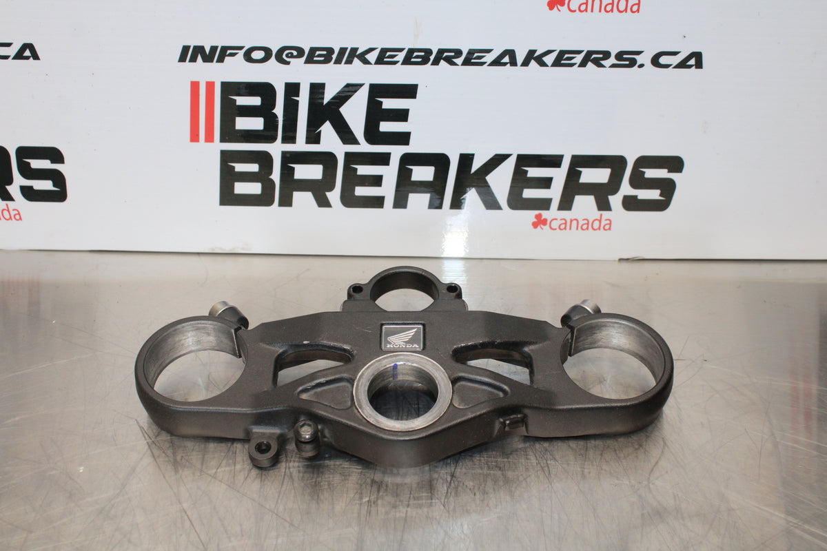12-16 HONDA CBR1000RR FORKS UPPER TRIPLE TREE CLAMP BB157