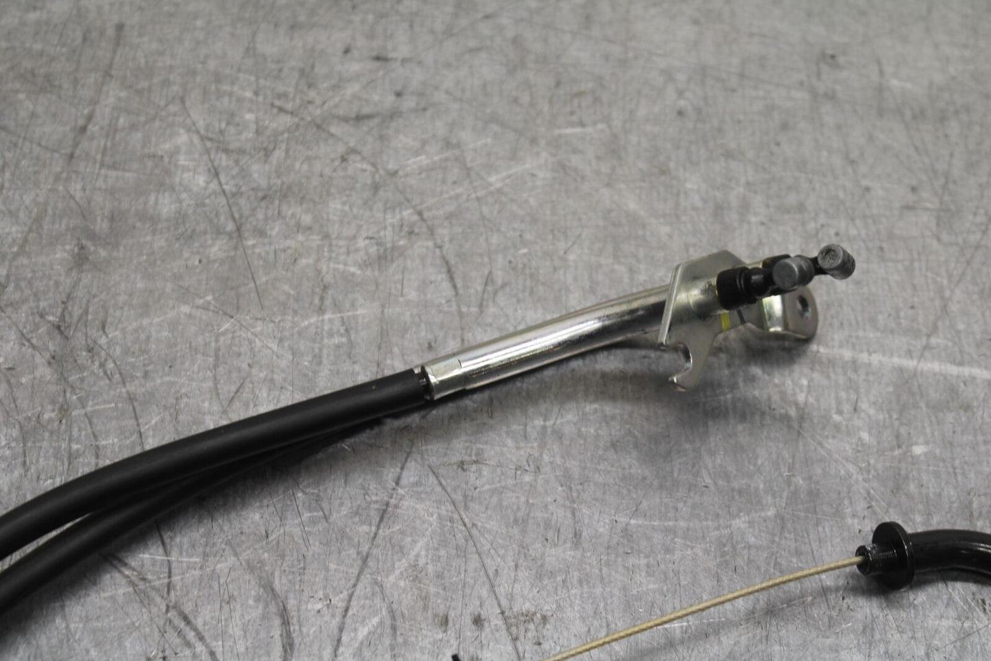15-17 YAMAHA YZF R3 THROTTLE CABLES LINES BB111