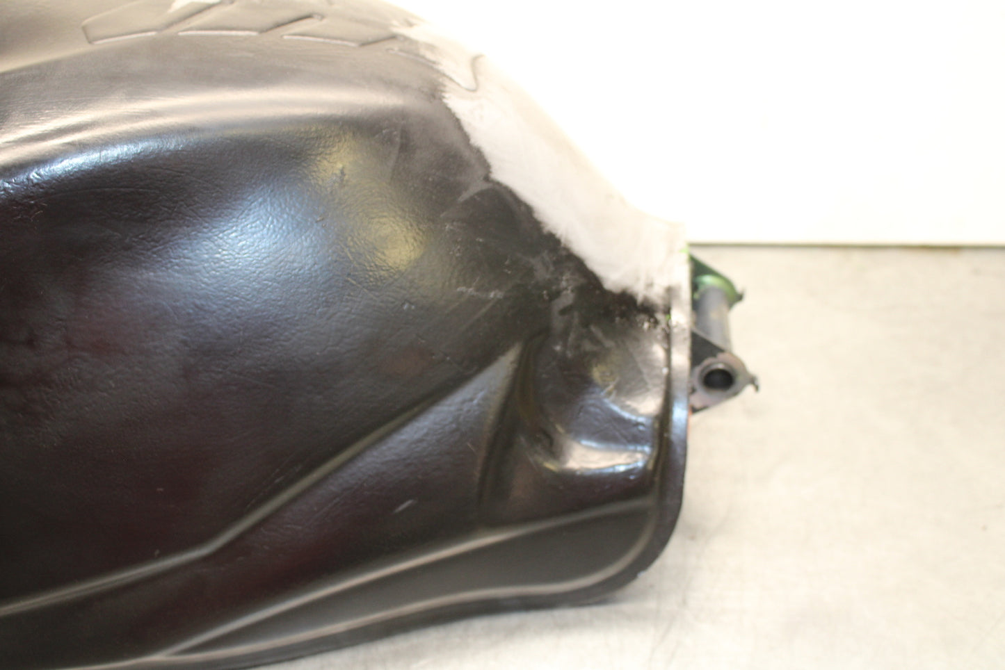 08-10 SUZUKI GSXR 600 GAS TANK FUEL CELL PETROL RESERVOIR BB753