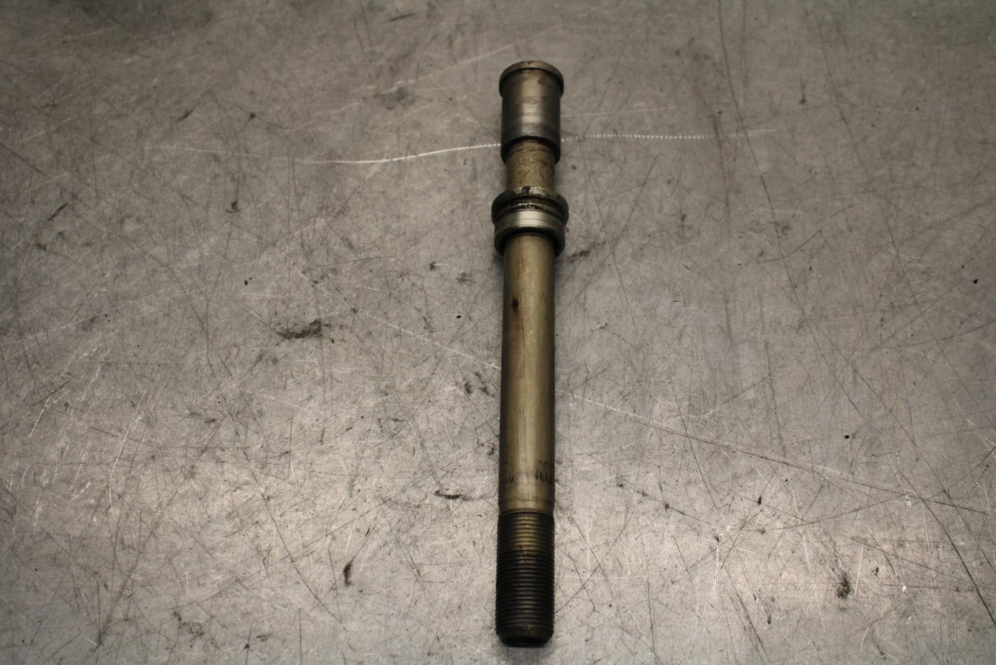 17 KAWASAKI Z900 ZR900 FRONT WHEEL RIM AXLE PIVOT BOLT BB549