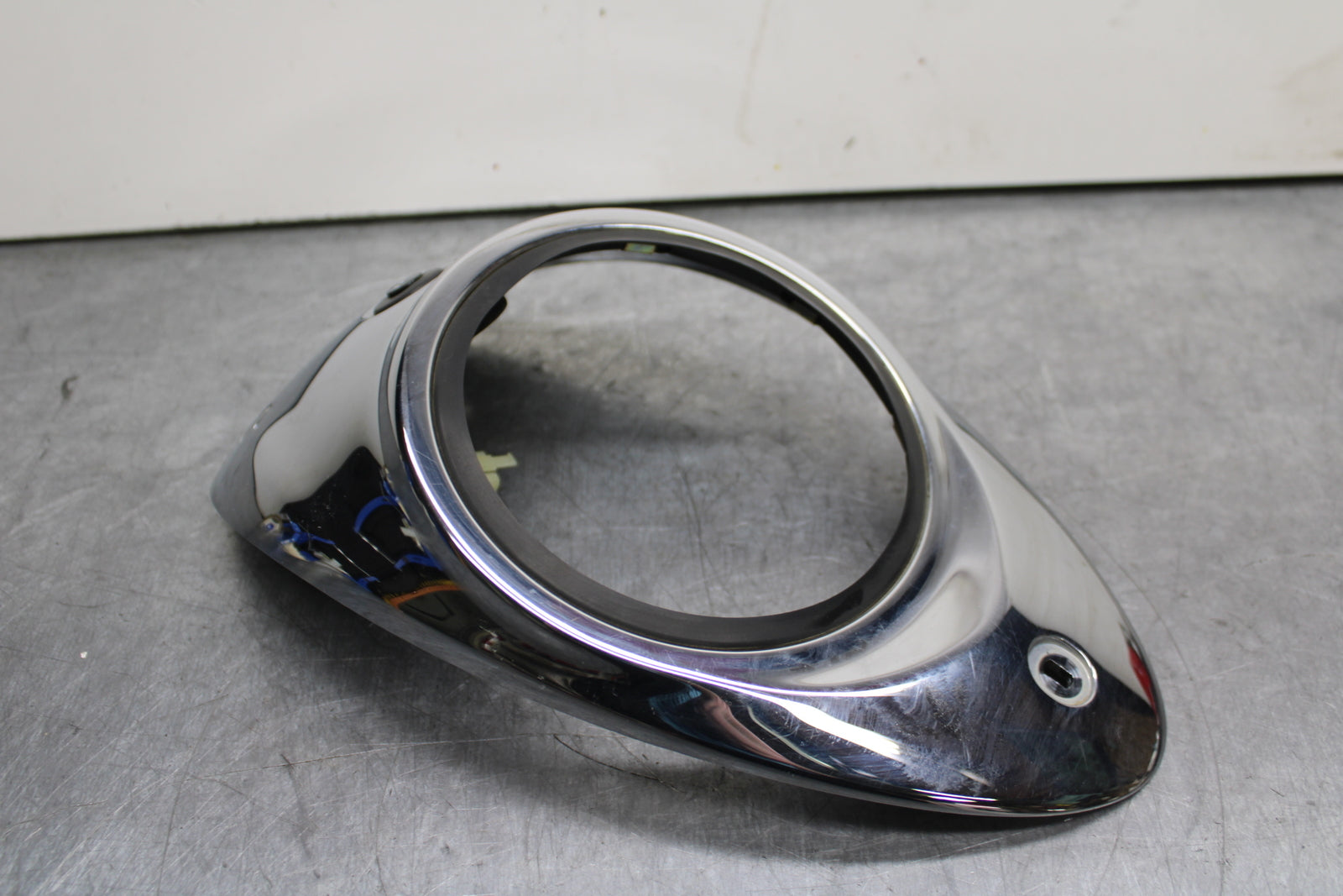 02-03 YAMAHA V STAR 1100 GAS TANK CAP COVER TRIM PANELCOWL FAIRING BB124
