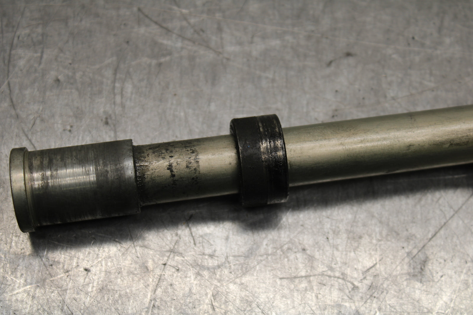 12-13 KAWASAKI Z1000 FRONT WHEEL RIM AXLE PIVOT BOLT BB743