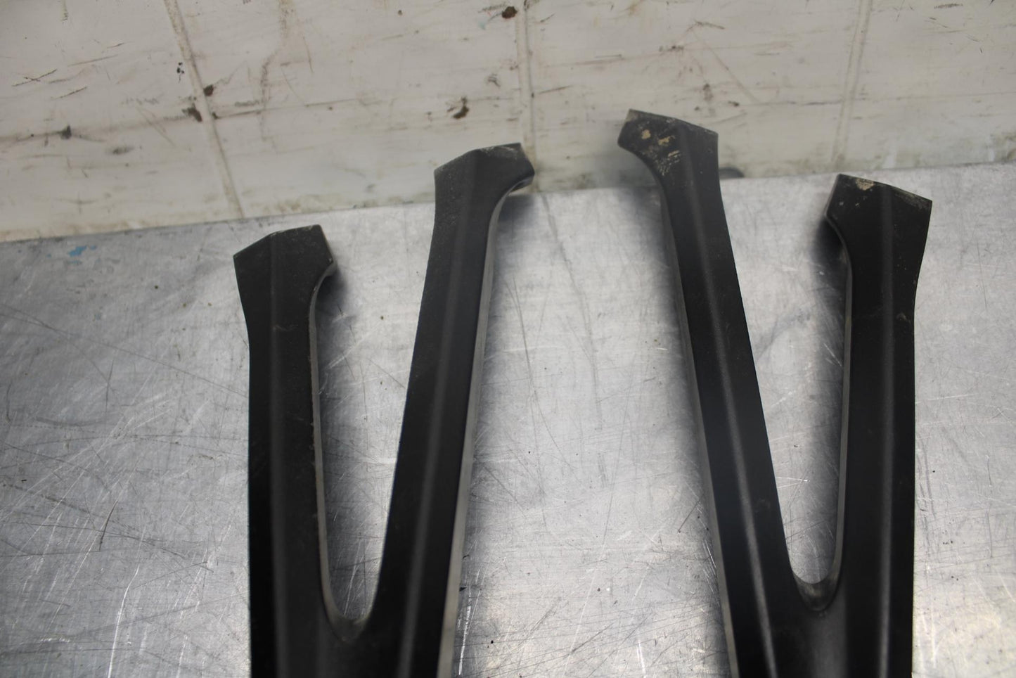 15-21 SUZUKI GSXR600 REAR BACK PASSENGER PEG SET PAIR BB460