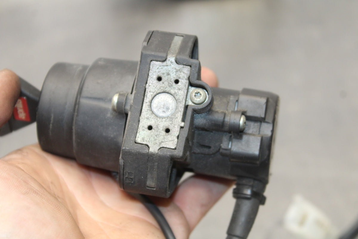 16 APRILIA TUONO V4 1100 IGNITION LOCK GAS CAP SEAT LOCK GAUGE BB905