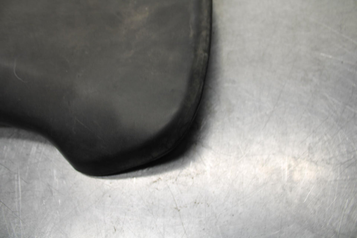 03-04 HONDA CBR600RR FRONT DRIVERS SEAT PAD SADDLE PILLION 77100-MEE-000 BB614