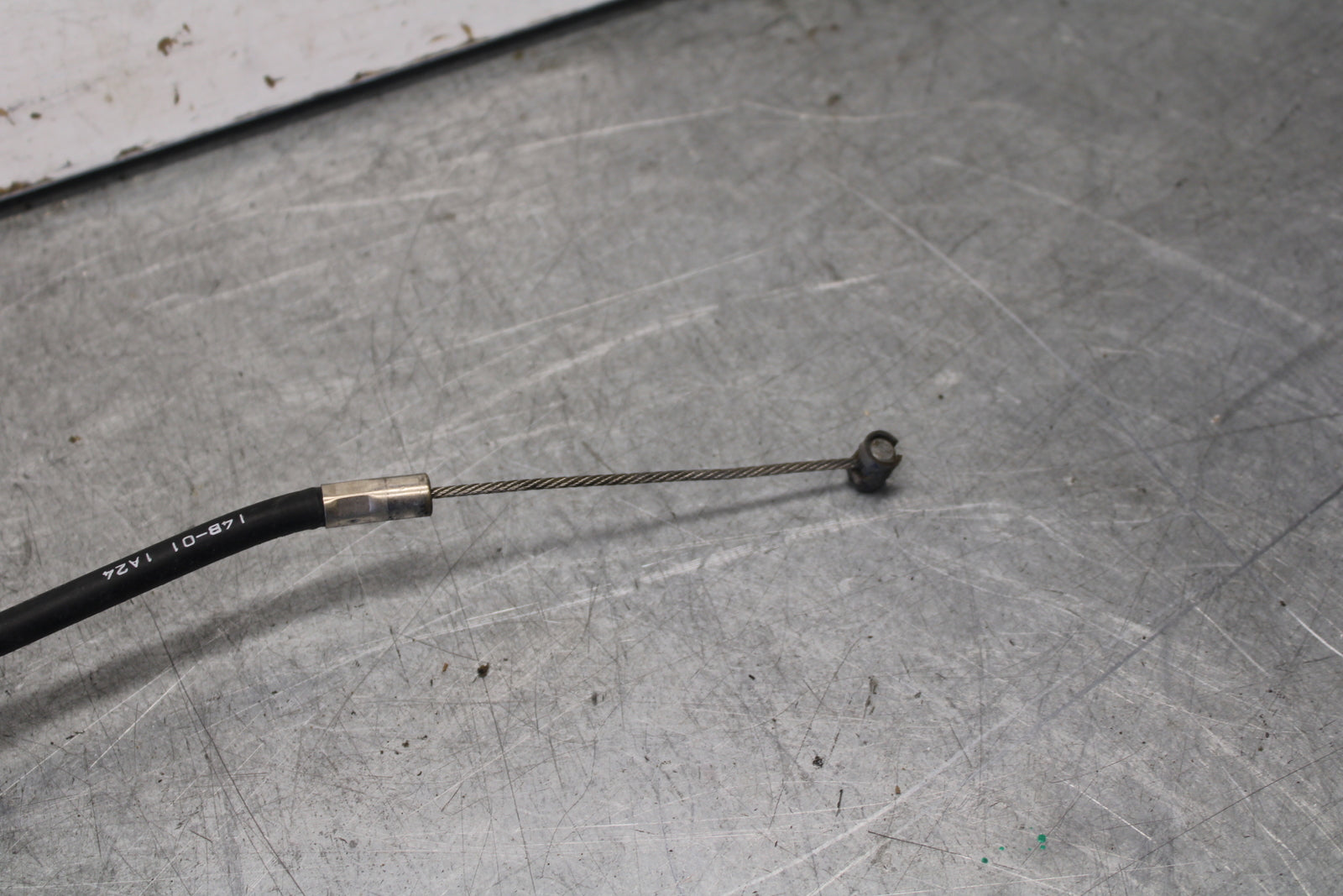 09-14 YAMAHA YZF R1 CLUTCH CABLE LINE BB696