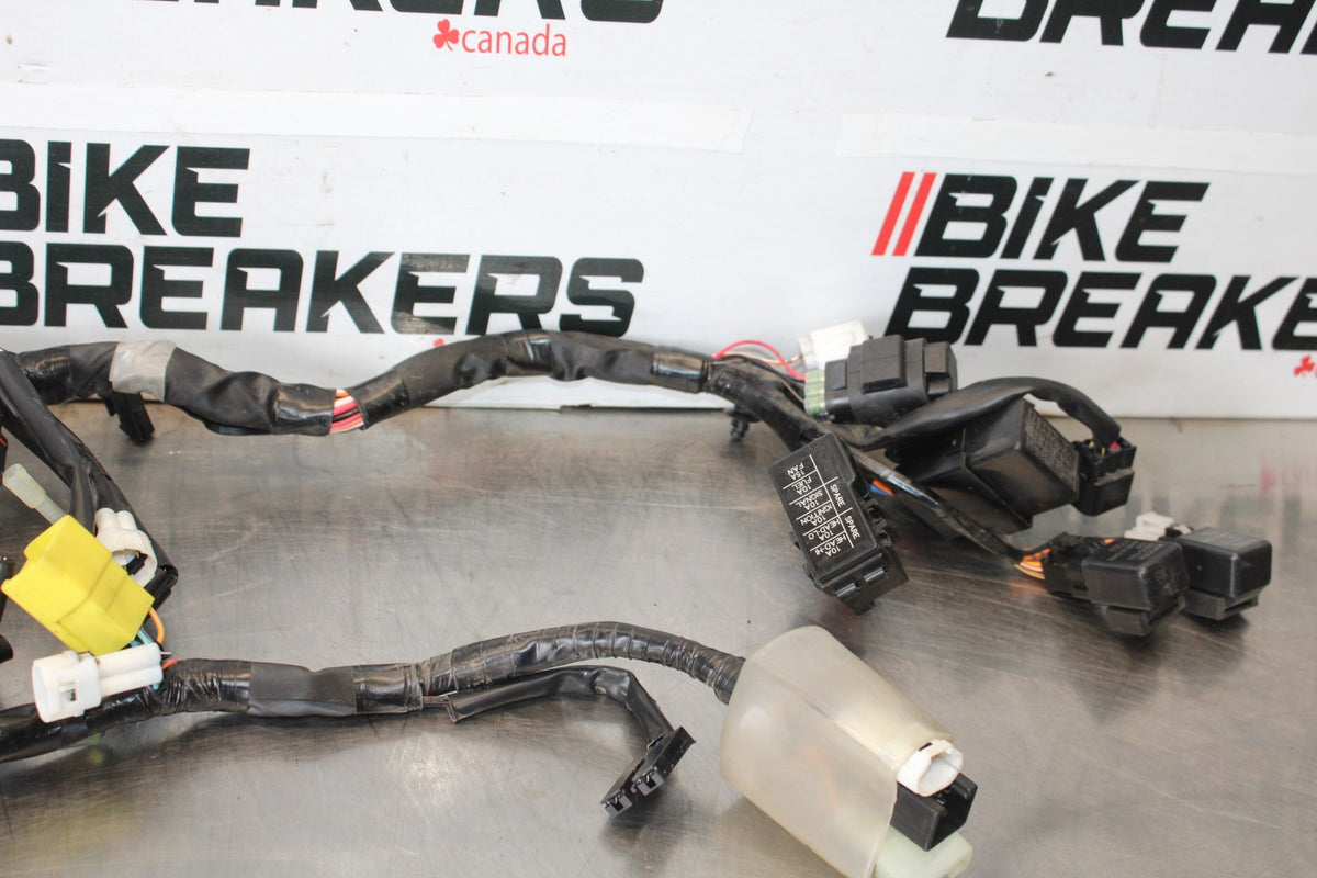 15-26 SUZUKI GSXR600 MAIN ENGINE WIRING HARNESS MOTOR WIRE LOOM BB888