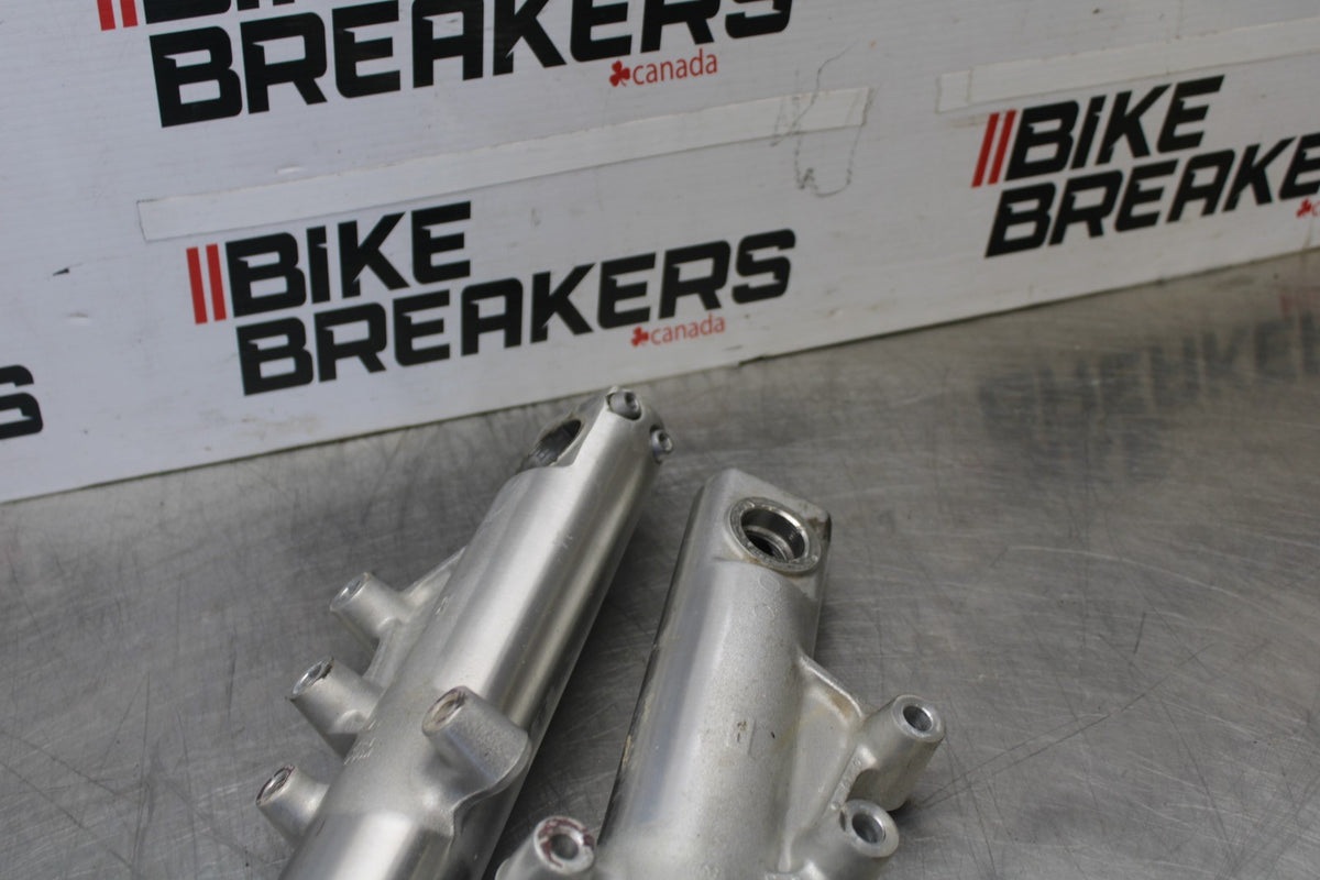08 KAWASAKI VULCAN 1600 VN1600D NOMAD FRONT FORKS SHOCK SUSPENSION PAIR BB904