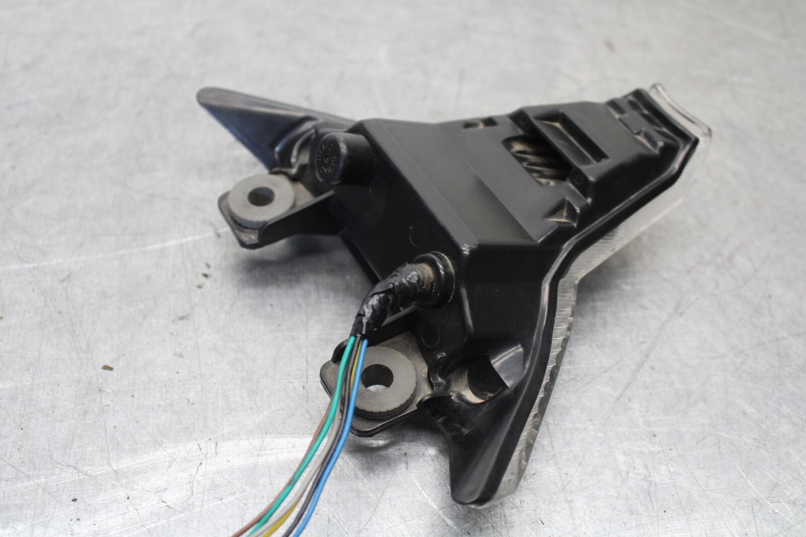 16 KAWASAKI NINJA ZX10R REAR TAIL TAILLIGHT BACK BRAKE LIGHT 23025-0332  BB650