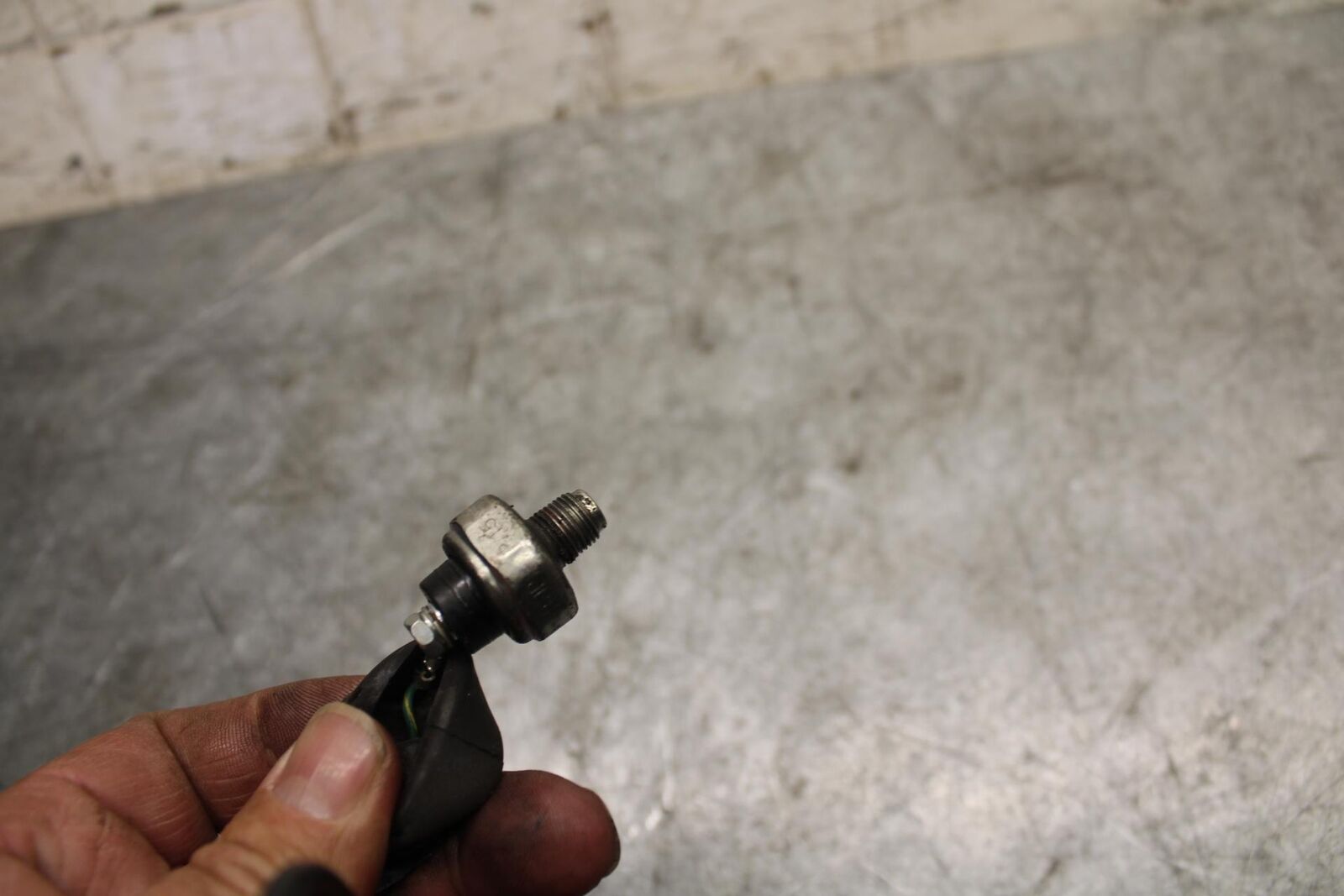 2007 Suzuki GSXR600 OIL  SENSOR BB540