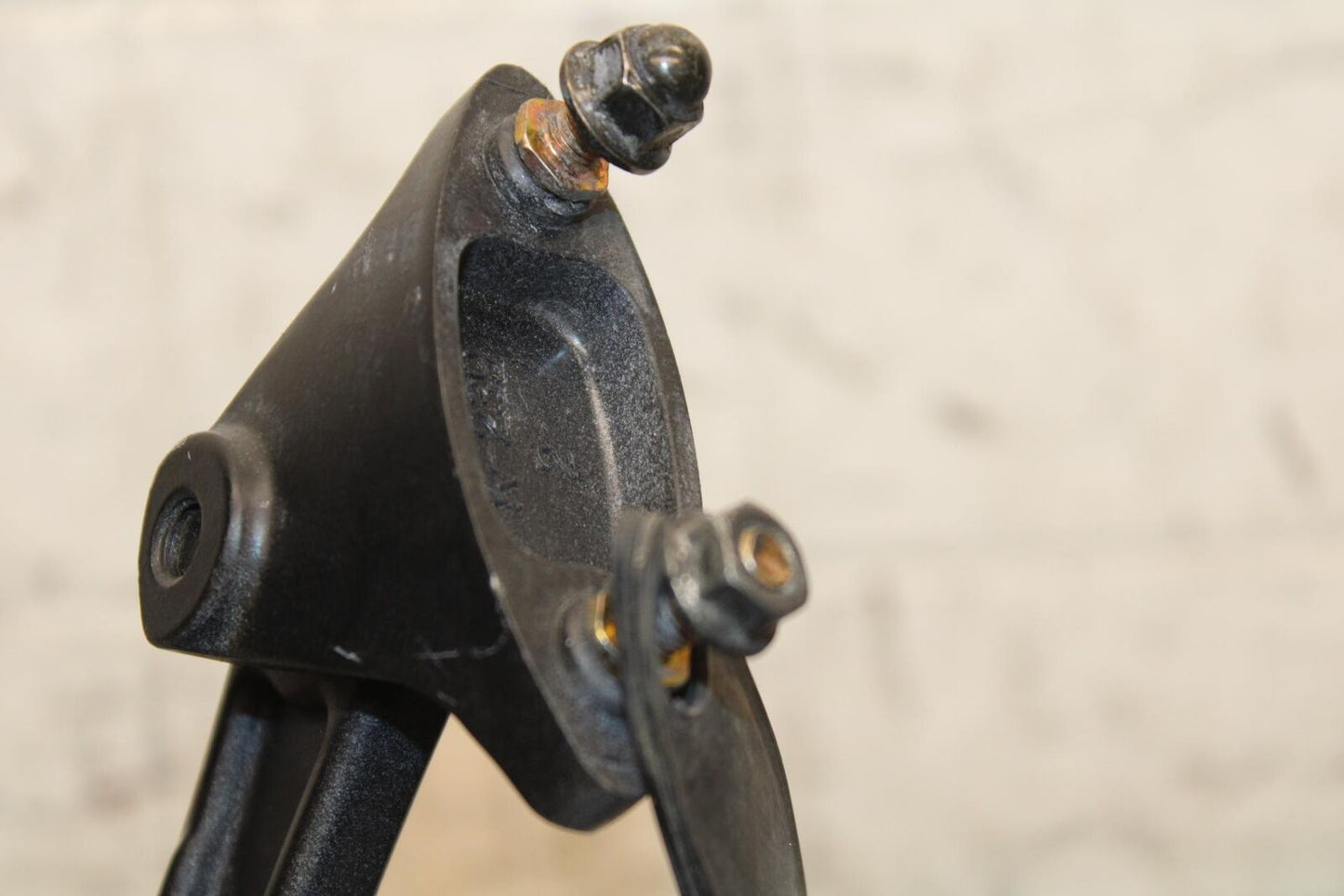 2000 Kawasaki Ninja ZX12R ZX1200A RIGHT SIDE MIRROR BB565