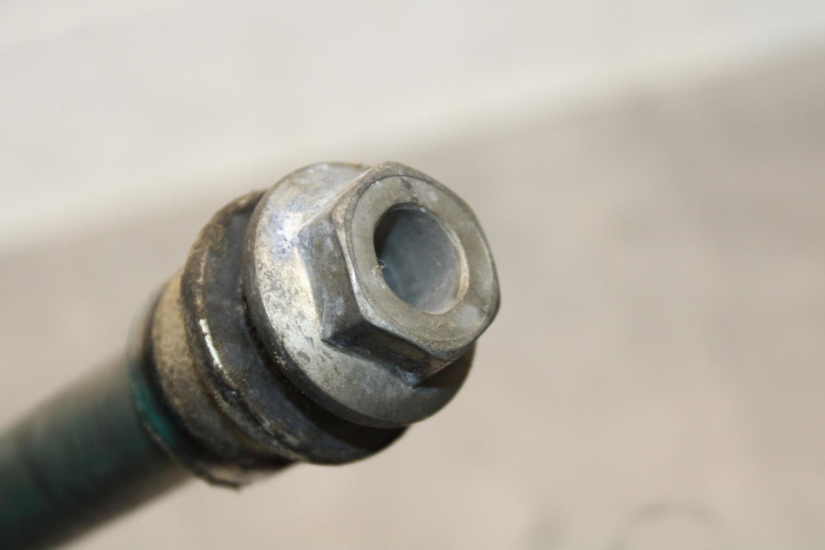 2006 Kawasaki Vulcan 900 VN900B Classic REAR AXLE BACK WHEEL PIVOT BOLT  BB585