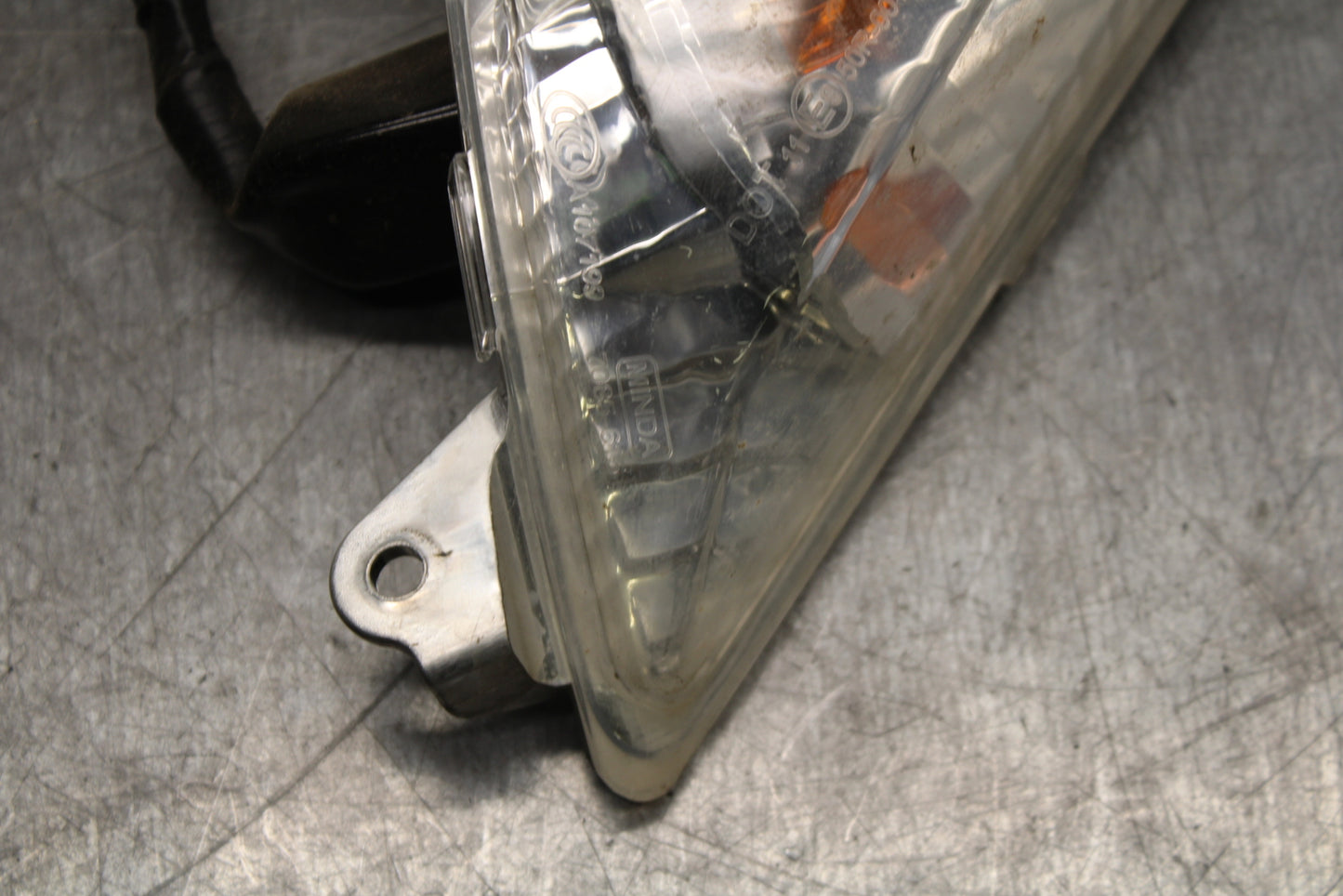 24 KAWASAKI NINJA 500 ABS RIGHT FRONT TURN SIGNAL LIGHT INDICATOR BB744