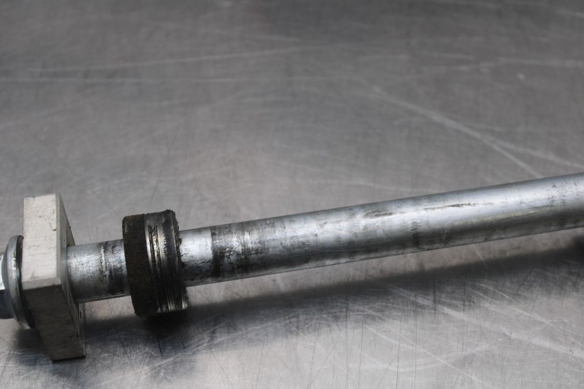 13 KAWASAKI NINJA 650 EX650F ABS REAR AXLE BACK WHEEL RIM PIVOT BOLT AXEL BB828