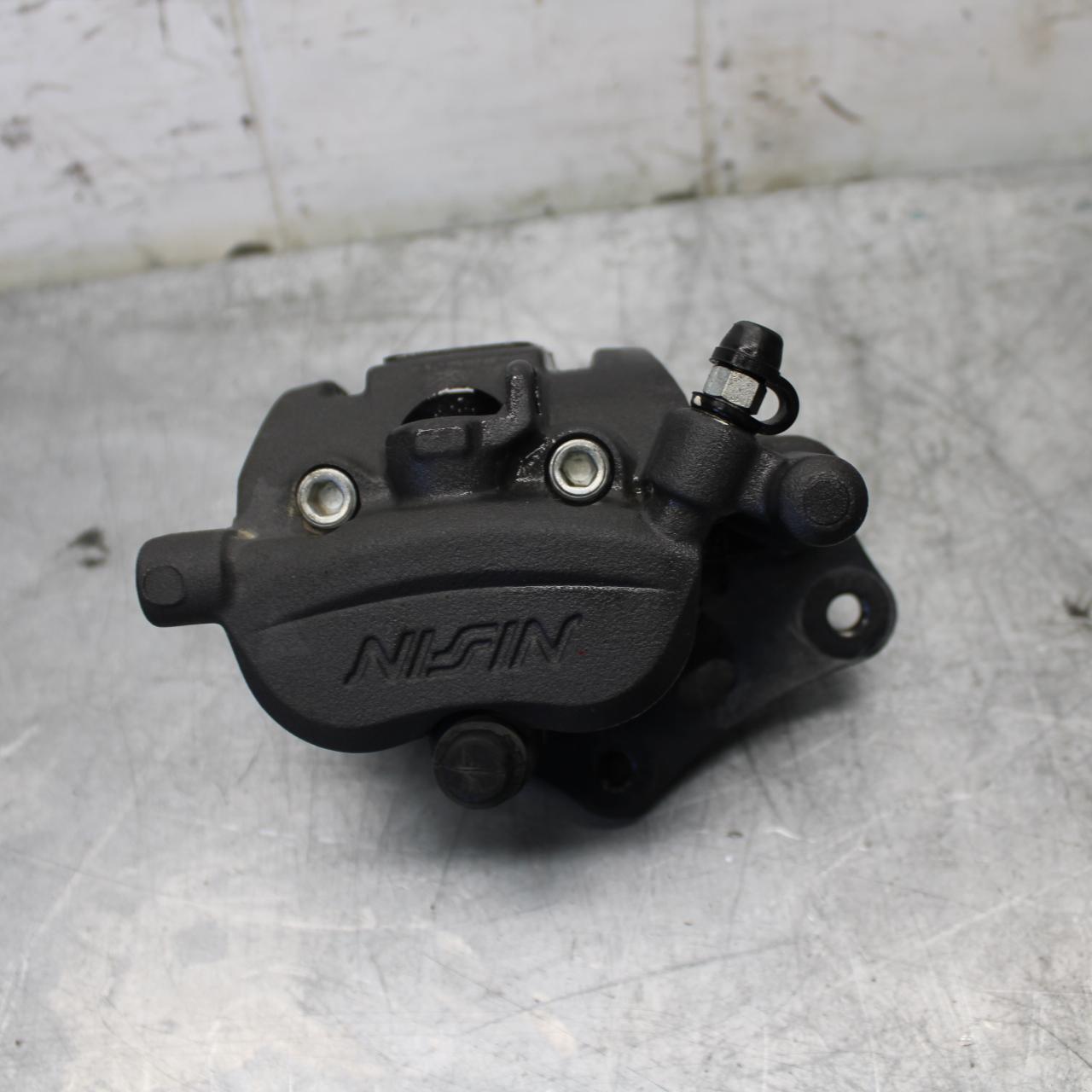 18 KAWASAKI Z 400  FRONT BRAKE CALIPER BB469