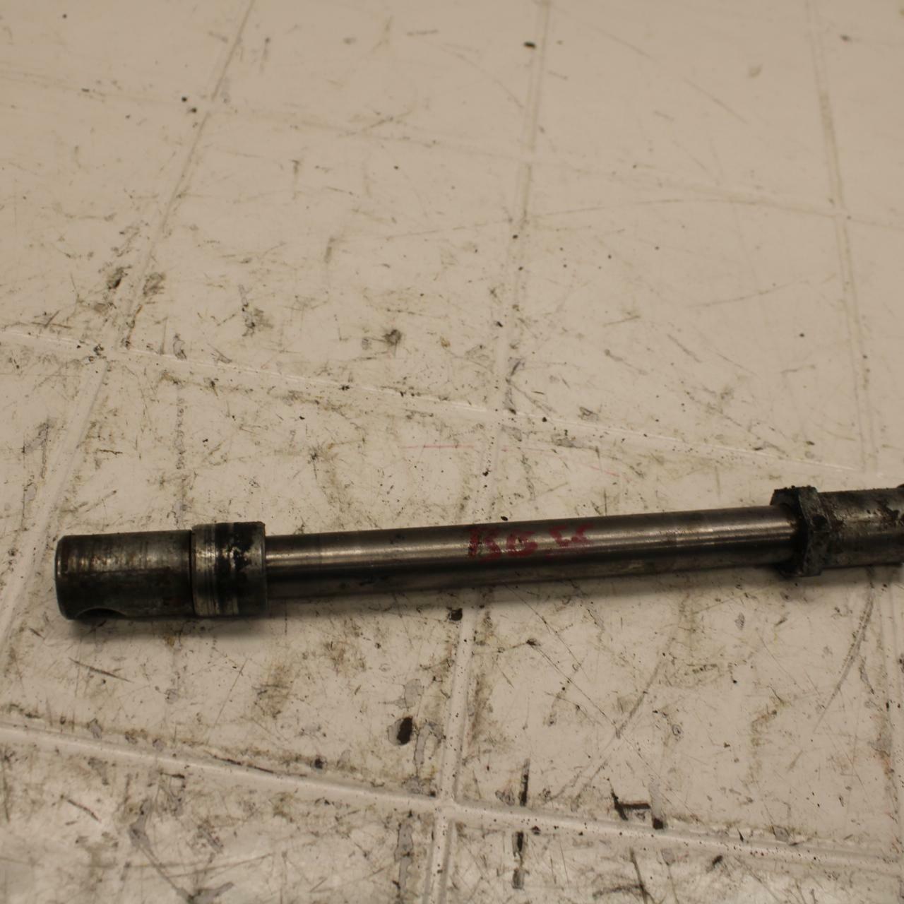 72 HONDA CB500 K1 FRONT WHEEL RIM AXLE PIVOT BOLT BB24