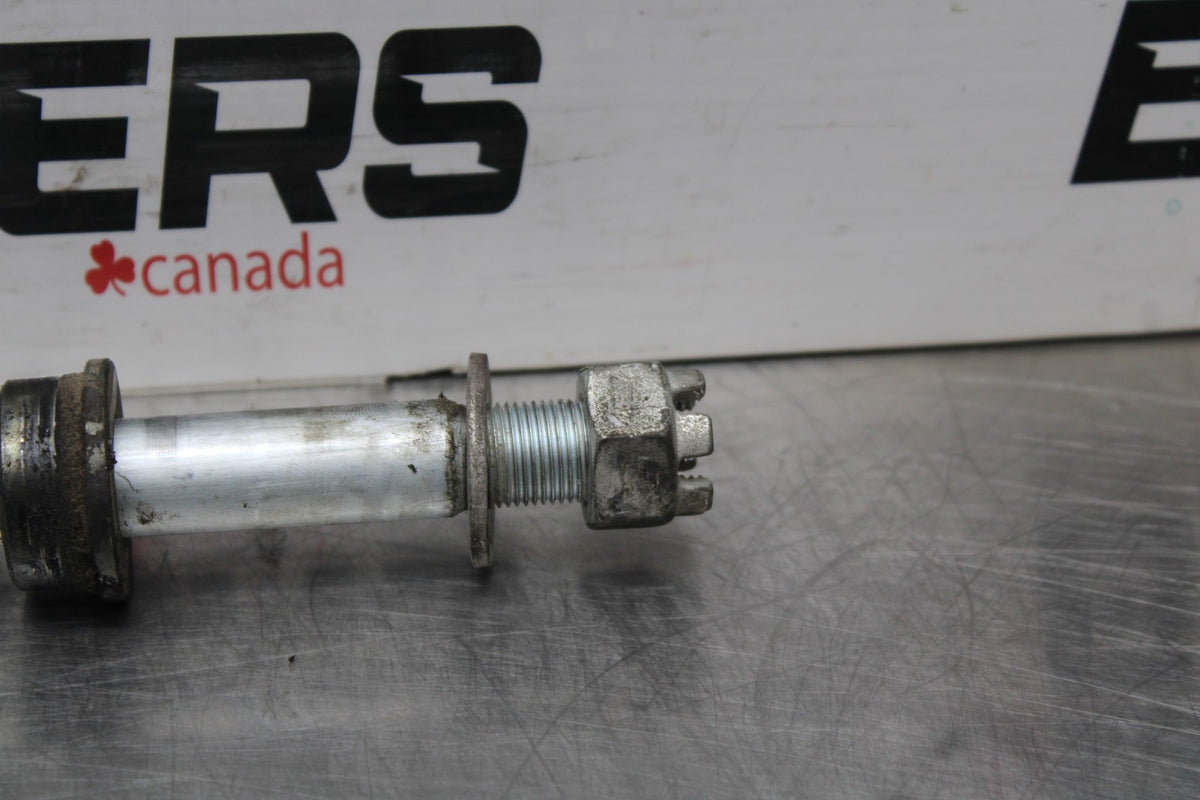 07 KAWASAKI NINJA 650 EX650 REAR AXLE BACK WHEEL RIM PIVOT BOLT AXEL BB844