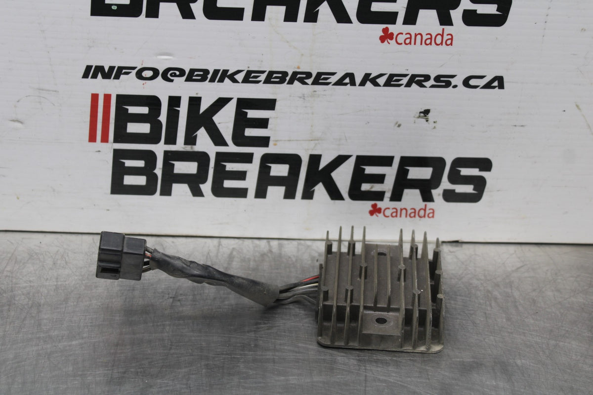 01-03 SUZUKI GSXR600 RECTIFIER VOLTAGE REGULATOR BB841