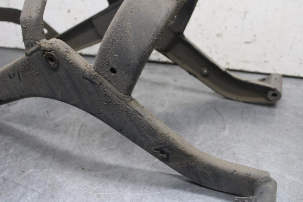 05-06 YAMAHA ROYAL STAR REAR FENDER SUPPORT FRAME SUBFRAME 4XY-21190-02-00 BB697