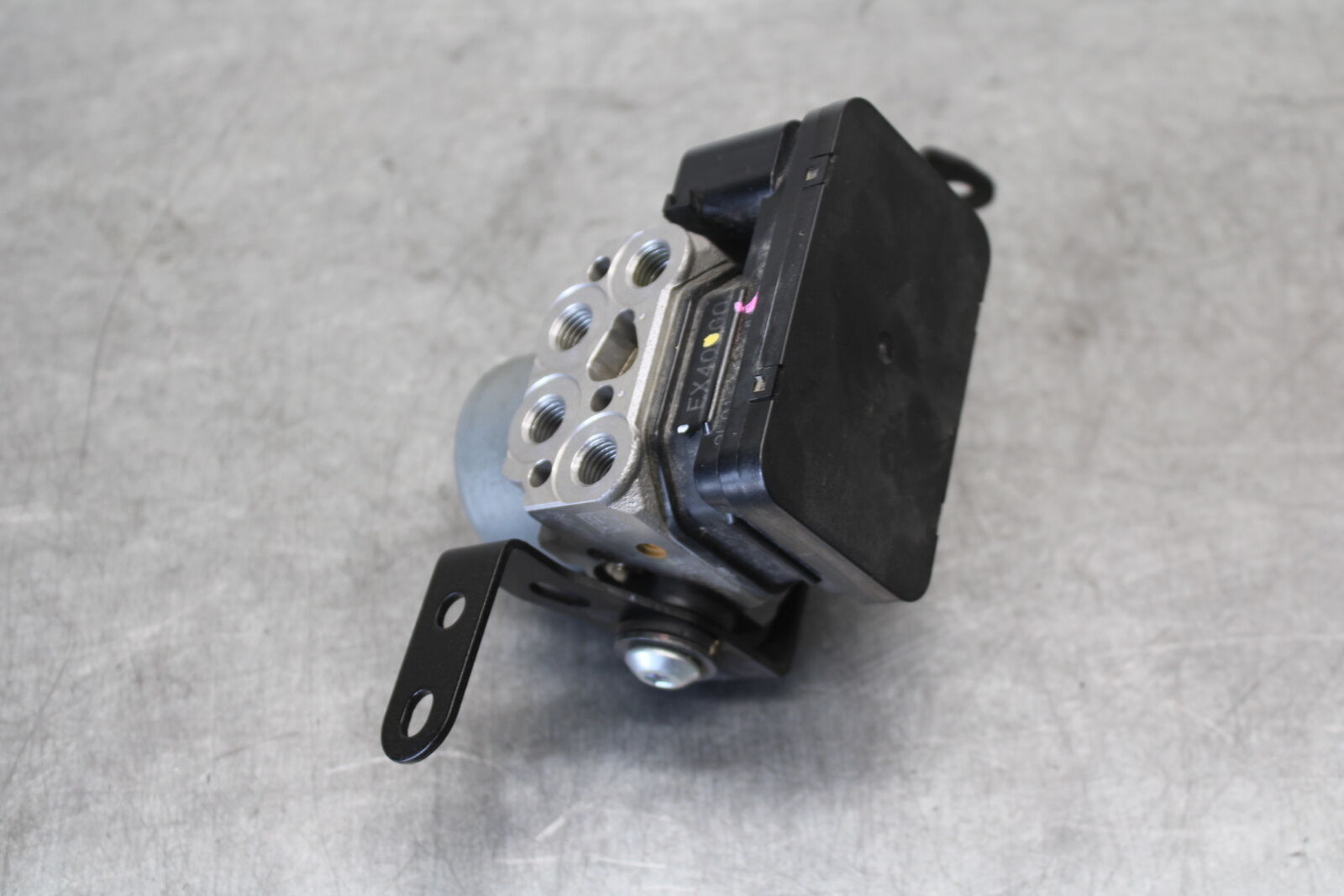 18-23 KAWASAKI NINJA 400 ABS PUMP UNIT MODULE  BB679