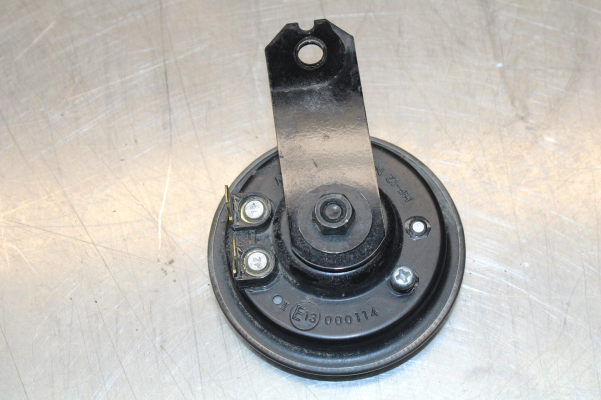 22-25 YAMAHA YZF R7 HORN SIGNAL BB769
